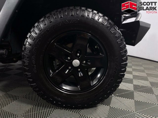 Used 2017 Jeep Wrangler Sport w/ Quick Order Package 24S AWD/4WD image 12