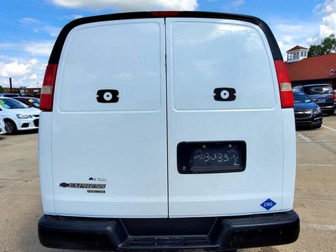 Used 2014 Chevrolet Express 3500 Extended image 7