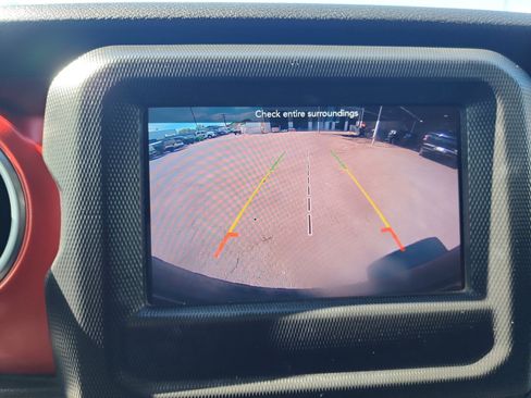 Used 2018 Jeep Wrangler Unlimited Rubicon AWD/4WD image 22