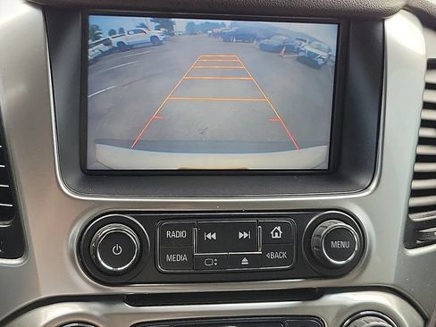 Used 2015 Chevrolet Tahoe LT RWD image 17