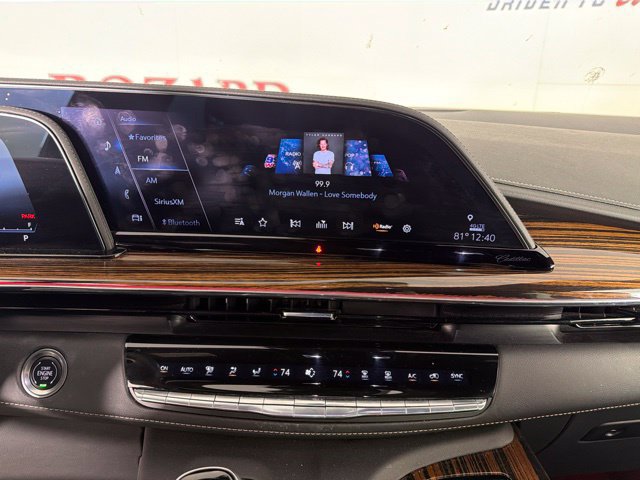 Used 2024 Cadillac Escalade Luxury RWD image 24