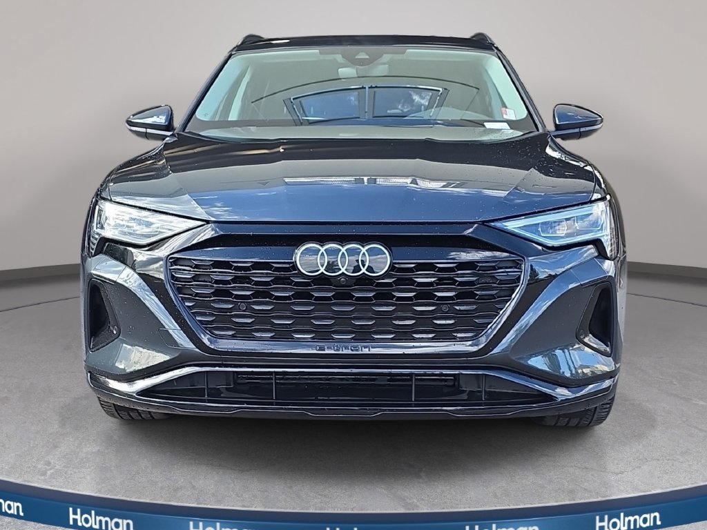 Used 2024 Audi Q8 e-tron Premium AWD/4WD image 3