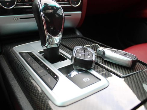 Used 2016 Maserati Quattroporte S image 27