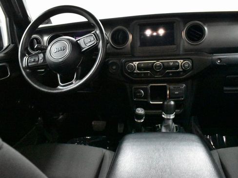 Used 2022 Jeep Gladiator Sport w/ Trailer Tow Package image 17