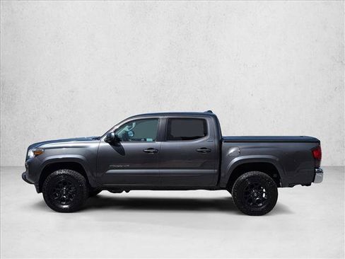 Used 2019 Toyota Tacoma SR5 AWD/4WD image 9