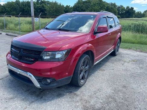 Used 2018 Dodge Journey Crossroad w/ Driver Convenience Group FWD image 3