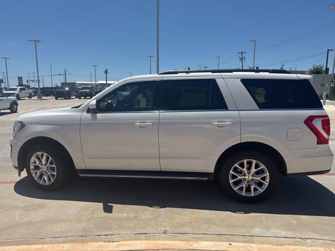 Used 2020 Ford Expedition XLT w/ Equipment Group 202A RWD image 6