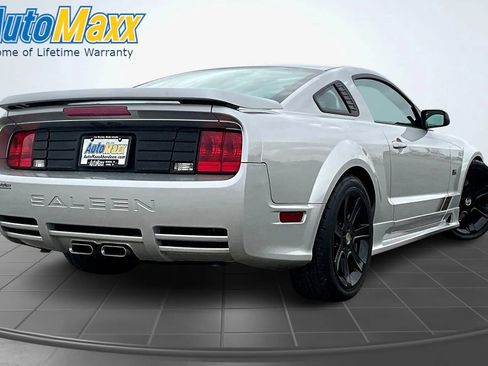 Used 2006 Ford Mustang GT RWD image 11