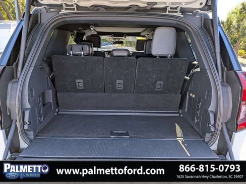 Used 2025 Ford Expedition Tremor AWD/4WD image 13