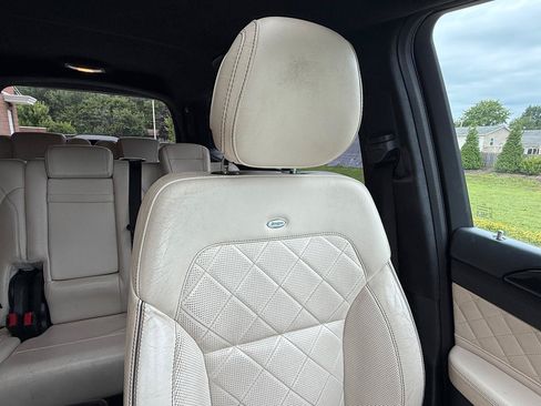 Used 2017 Mercedes-Benz GLS 450 4MATIC image 35