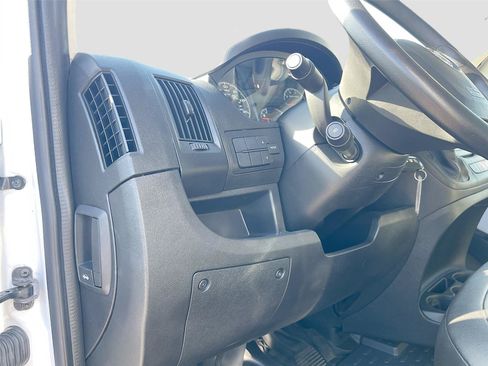Used 2021 RAM ProMaster 2500 FWD image 10