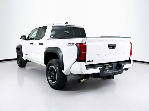 Used 2025 Toyota Tacoma TRD Off-Road image 5