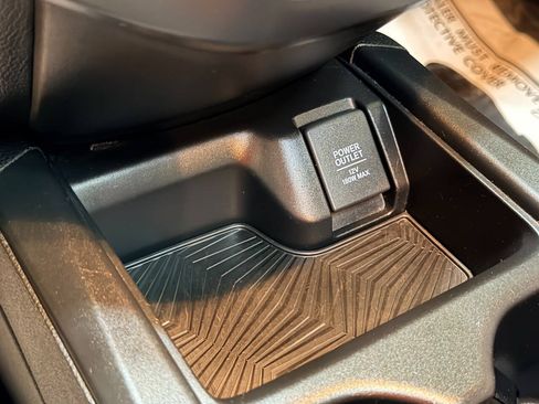 Used 2018 Honda CR-V EX image 40