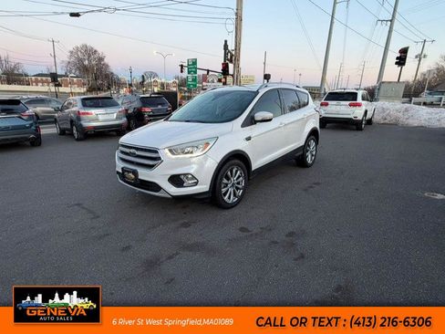 Used 2017 Ford Escape Titanium image 1