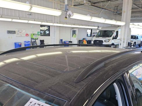 Used 2016 Volkswagen Golf Limited Edition FWD image 8