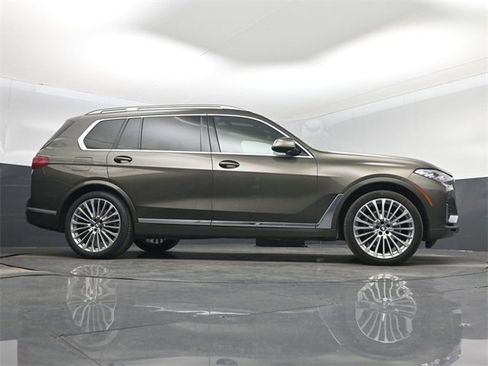 Used 2021 BMW X7 xDrive40i w/ Premium Package image 62