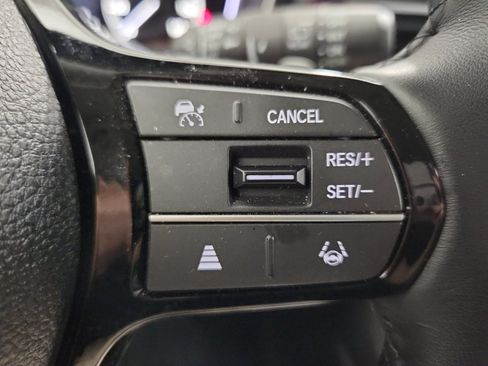 Used 2025 Honda Pilot EX-L image 14