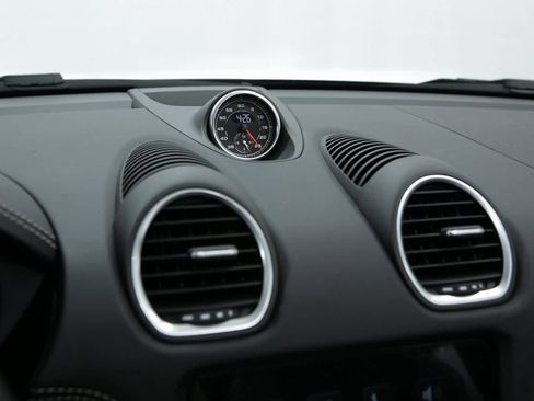 New 2025 Porsche 718 Boxster GTS image 27