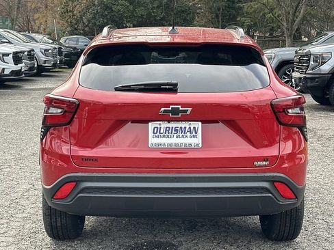 New 2026 Chevrolet Trax LT w/ Driver Confidence Package image 3