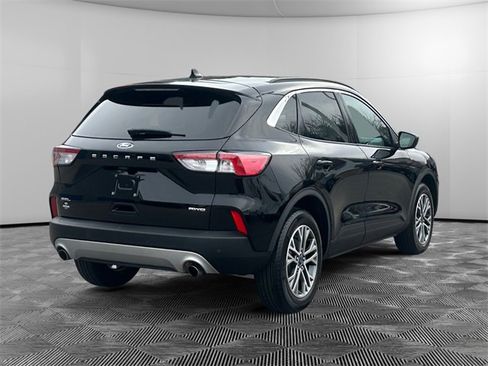 Used 2022 Ford Escape SEL image 5