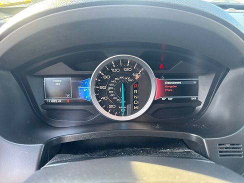 Used 2015 Ford Explorer XLT w/ Equipment Group 202B AWD/4WD image 35