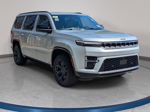 New 2026 Jeep Grand Wagoneer Limited AWD/4WD image 3