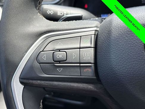 Used 2023 Jeep Grand Cherokee Limited AWD/4WD image 12