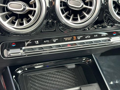 New 2026 Mercedes-Benz GLA 35 AMG 4MATIC image 24