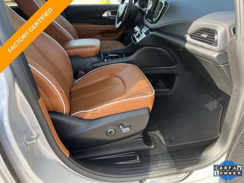 Used 2024 Chrysler Pacifica Pinnacle FWD image 27