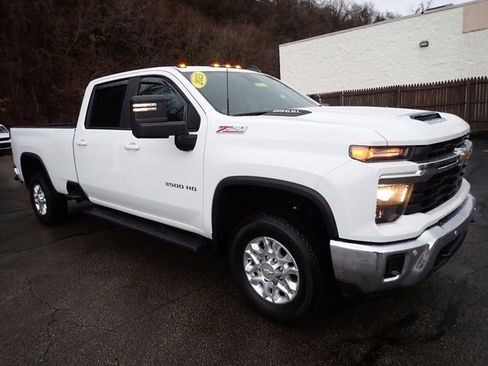 Used 2025 Chevrolet Silverado 3500 LT w/ All Star Edition image 10
