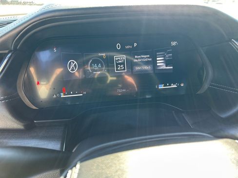 Used 2025 Jeep Grand Cherokee L Overland w/ Luxury Tech Group IV image 14