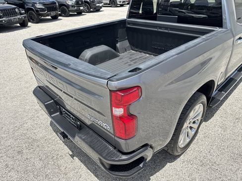 Used 2021 Chevrolet Silverado 1500 High Country AWD/4WD image 22