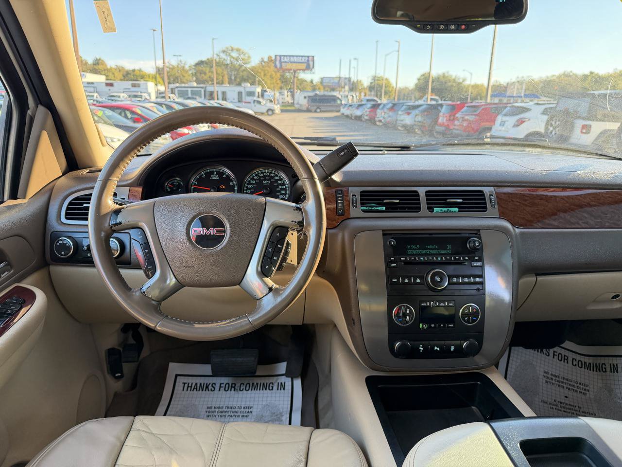Used 2008 GMC Yukon SLT w/ SLT Preferred Equipment Group AWD/4WD image 18