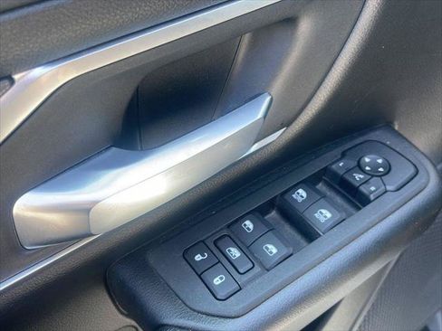 Used 2025 RAM 1500 Big Horn AWD/4WD image 12