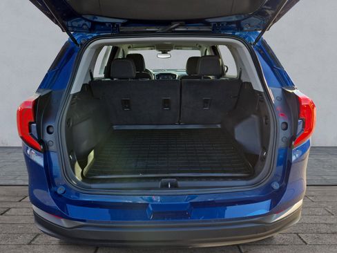 Used 2021 GMC Terrain SLE w/ Driver Convenience Package image 25