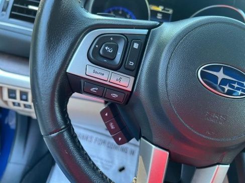 Used 2017 Subaru Outback 2.5i Limited AWD/4WD image 31