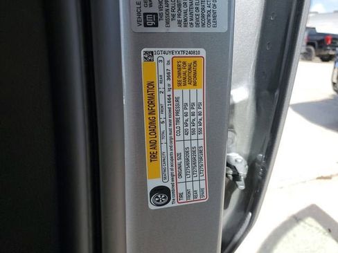 New 2026 GMC Sierra 3500 Denali Ultimate AWD/4WD image 33