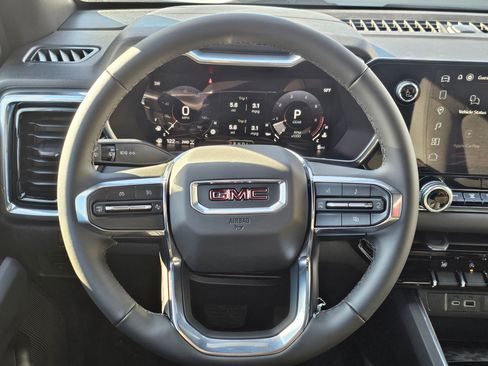 New 2026 GMC Canyon Elevation w/ Convenience Package image 18