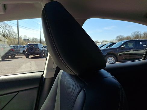 Used 2016 Lexus IS 300 AWD w/ Navigation System Package image 17