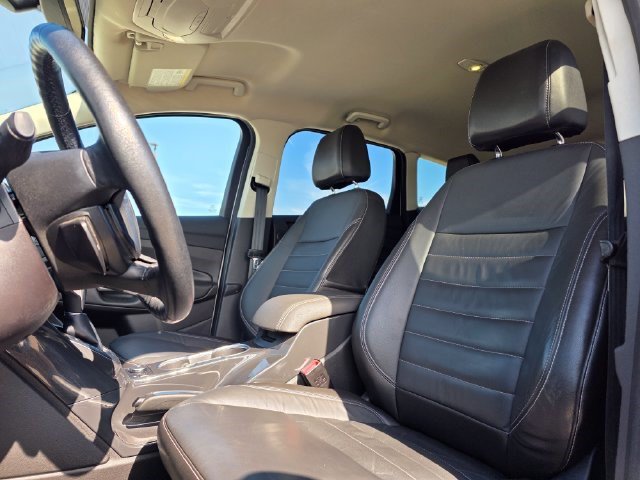Used 2016 Ford Escape Titanium w/ Equipment Group 301A FWD image 23
