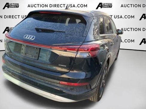 Used 2022 Audi Q4 e-tron Prestige image 15