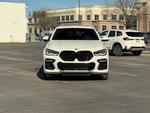 Used 2020 BMW X6 M50i w/ Premium Package image 2