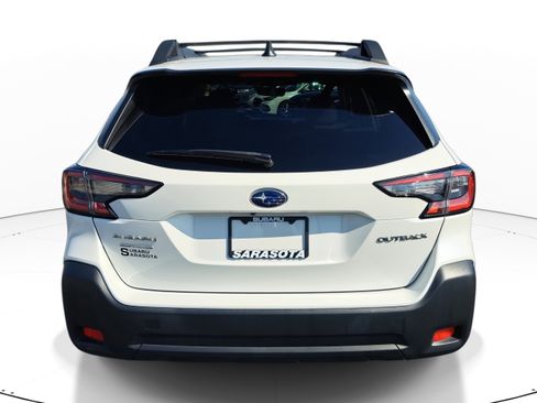 Certified 2025 Subaru Outback Premium image 5