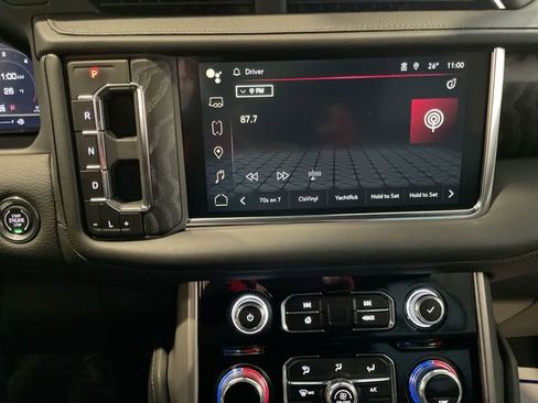 Used 2024 GMC Yukon Denali AWD/4WD image 24