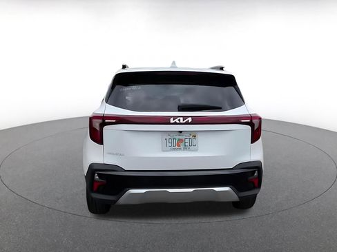 Used 2025 Kia Seltos S FWD image 12