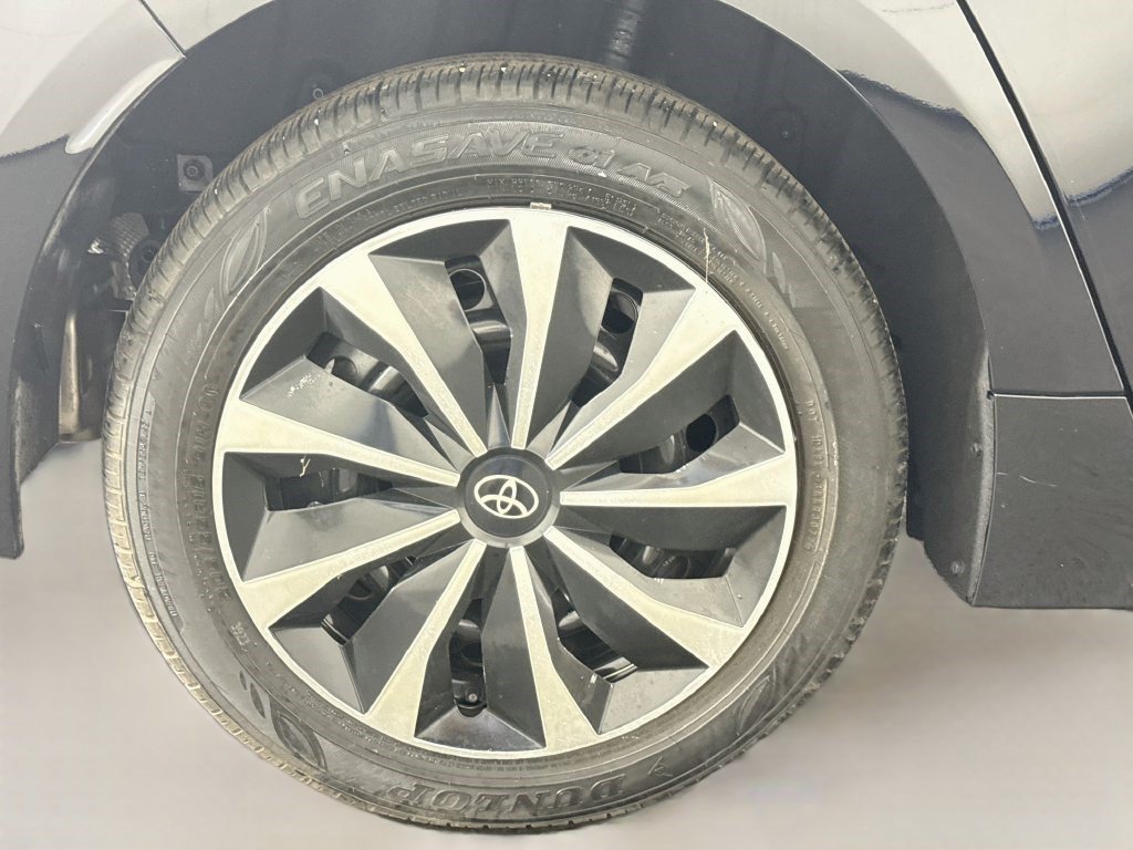 Used 2023 Toyota Corolla LE FWD image 31