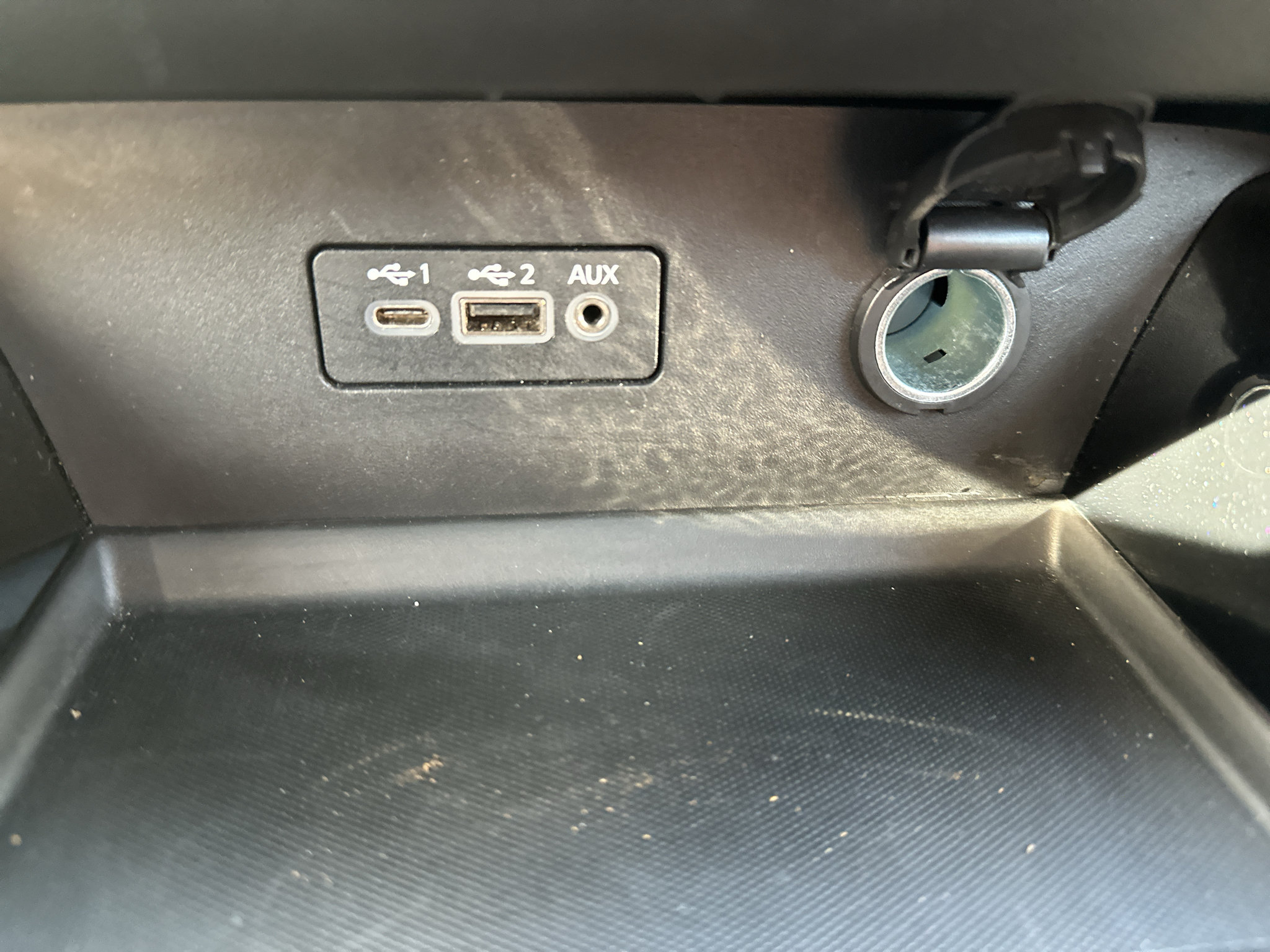 Used 2024 Nissan Altima 2.5 SV FWD image 29
