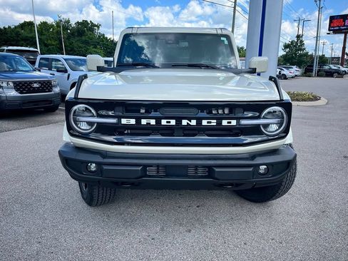 New 2026 Ford Bronco Outer Banks AWD/4WD image 2