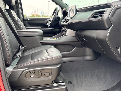 Used 2022 Chevrolet Suburban RST w/ Luxury Package image 44