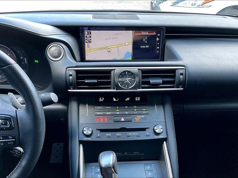 Used 2020 Lexus IS 300 F Sport image 7